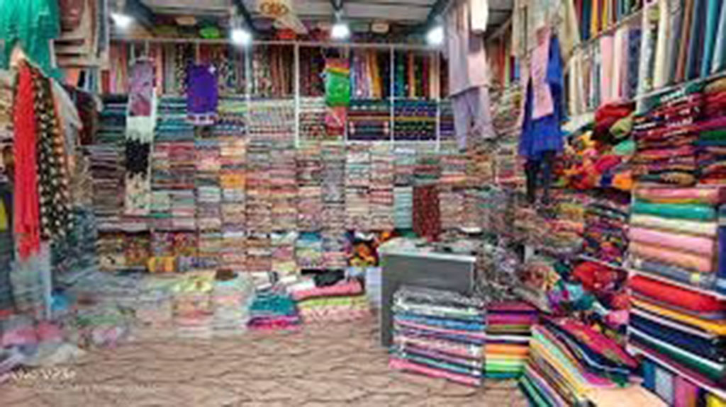 Garment and Cloth Shops in Ghazi